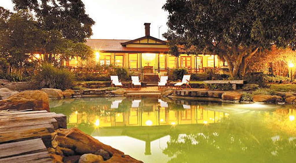 Spicers Hidden Vale is set on a 12,000 acre working cattle station just an hour from Brisbane. Spicers Hidden Vale is set on a 12,000 acre working cattle station just an hour from Brisbane.
