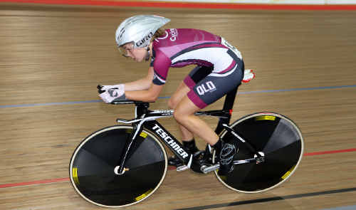 Emily Roper on her way to the Australian under-19 pursuit title earlier this month. Emily Roper on her way to the Australian under-19 pursuit title earlier this month.