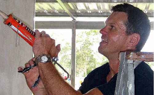 Rugby league legend Paul Harragon leads the Tooheys New Crew. Rugby league legend Paul Harragon leads the Tooheys New Crew.