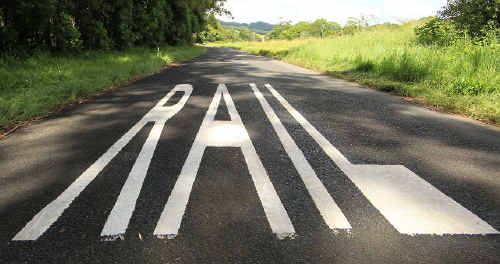 The freshly painted rail warning sign on Burringbar Rd alerts motorists to a track with no trains. The freshly painted rail warning sign on Burringbar Rd alerts motorists to a track with no trains.