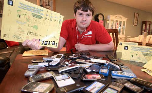 Harvey Norman communication manager Justin Fern encourages Tweed residents to drop in their old mobile phones for a good cause. Harvey Norman communication manager Justin Fern encourages Tweed residents to drop in their old mobile phones for a good cause.