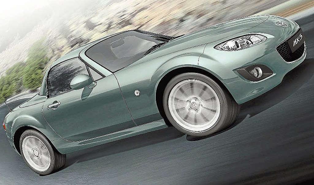 The Mazda MX5 Roadster Coupe's direct response steering allows the car to soar. The Mazda MX5 Roadster Coupe's direct response steering allows the car to soar.