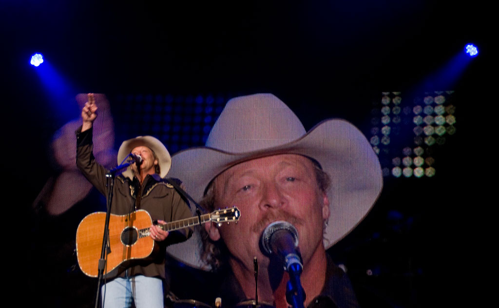 CMC Rocks international headliner Alan Jackson.