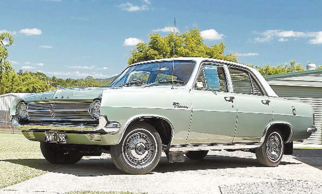 This HD Premier still features its original white over green paintwork and Morrokide interior trim, that genuinely looks as good as it must have done more than 45 years ago. This HD Premier still features its original white over green paintwork and Morrokide interior trim, that genuinely looks as good as it must have done more than 45 years ago.