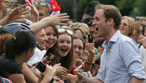 Britain’s Prince William is greeted by members of the public as he arrives at Government House on the third and final day of his unofficial visit to Australia, in Melbourne, Thursday, Jan. 21, 2010. Britain’s Prince William is greeted by members of the public as he arrives at Government House on the third and final day of his unofficial visit to Australia, in Melbourne, Thursday, Jan. 21, 2010.