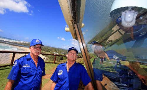 Hugh Pierpoint and Neil Oliver inspect the web camera at Pt Danger. Hugh Pierpoint and Neil Oliver inspect the web camera at Pt Danger.