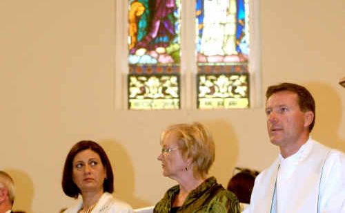 MP Justine Elliot (left) and Fr David Gilbey (right) at the official opening. MP Justine Elliot (left) and Fr David Gilbey (right) at the official opening.
