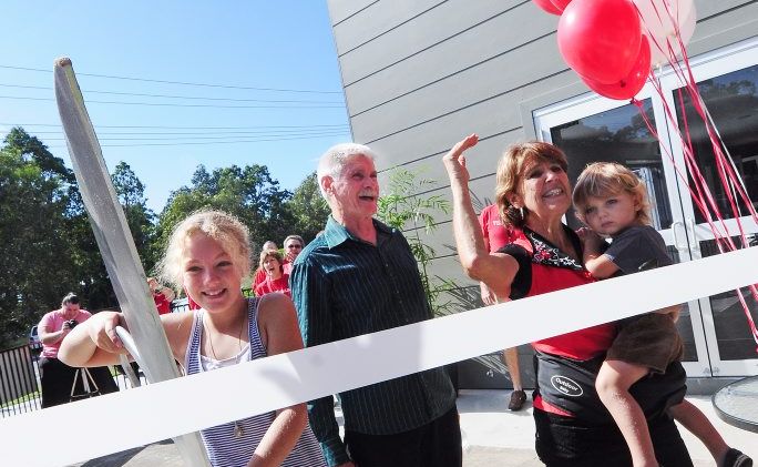 The new LifeHouse Church is in full swing.
The new LifeHouse Church is in full swing.