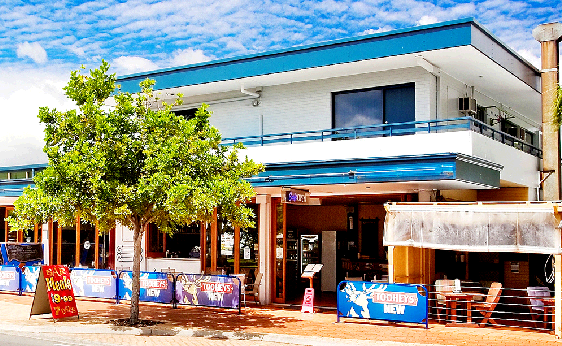 rugby league legend punts hotel fraser coast chronicle, beach house hervey bay functions, beach house hervey bay grand opening, beach house hervey bay jobs