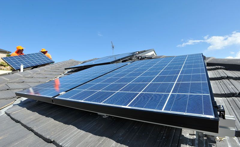 As of August 2010, the Australian solar industry employed an estimated 11,500 workers. As of August 2010, the Australian solar industry employed an estimated 11,500 workers.
