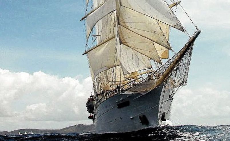Star Flyer bears down under full sail. Star Flyer bears down under full sail.