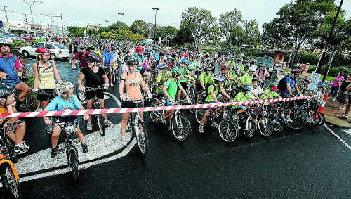 Hundreds of riders, both young and old converged on Riverside Parklands to participate in the City to Coast Community Bike Ride 2011. Hundreds of riders, both young and old converged on Riverside Parklands to participate in the City to Coast Community Bike Ride 2011.