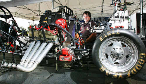 Steve Reed prepares his top alcohol funny car at Willowbank ahead of this weekend’s Winternats. Photo: Rob Williams Steve Reed prepares his top alcohol funny car at Willowbank ahead of this weekend’s Winternats. Photo: Rob Williams