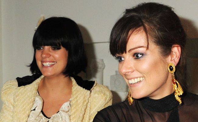 Lily Allen and sister Sarah Owen.