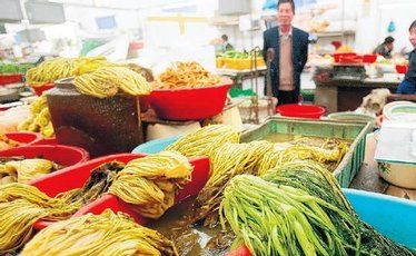 Market traders expect you to haggle - but customers without the ability to bargain can expect to have their wallets lightened. Market traders expect you to haggle - but customers without the ability to bargain can expect to have their wallets lightened.