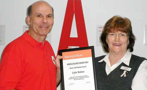Lyle Baker was thanked by Australia Red Cross Blood Service’s Trish James for 141 donations. Lyle Baker was thanked by Australia Red Cross Blood Service’s Trish James for 141 donations.