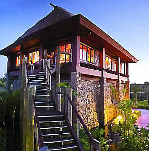 GORGEOUS VIEWS: The Kalokalo Bar on the hill. GORGEOUS VIEWS: The Kalokalo Bar on the hill.