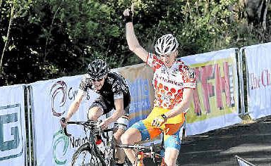 Patrick Shaw celebrates his Tour of Toowoomba stage two win over Rhys Gillett on Saturday.