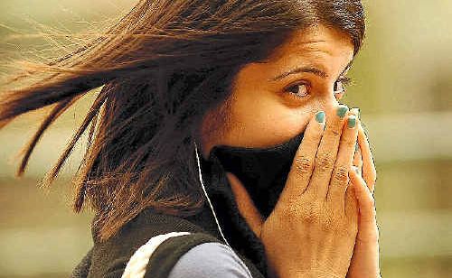 Healthy skin can be difficult to maintain during winter when skin is especially affected by dryness. Healthy skin can be difficult to maintain during winter when skin is especially affected by dryness.