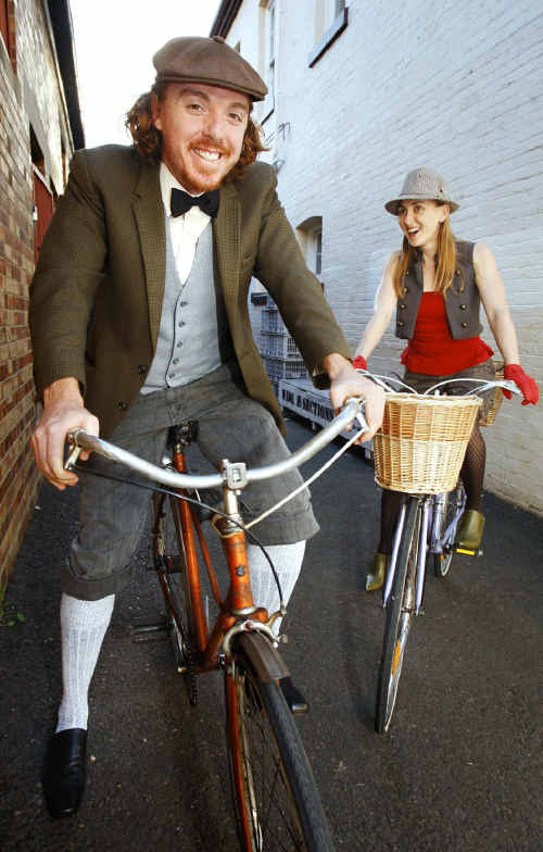 Ipswich cyclists Shaun and Cara Cavanagh prepare for the inaugural Ipswich Tweed ride.