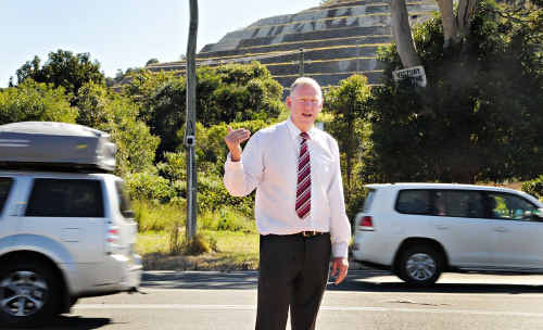 LNP parliamentary leader Jeff Seeney, highway-side at Federal yesterday, calling for a 10-year plan to fix the Bruce Hwy. LNP parliamentary leader Jeff Seeney, highway-side at Federal yesterday, calling for a 10-year plan to fix the Bruce Hwy.