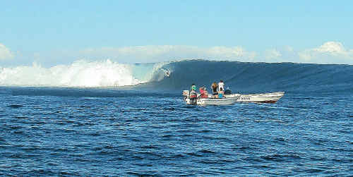 Cloudbreak was the surfers’ break of choice as Fiji experienced one of the most consistent clean big swells in decades. Cloudbreak was the surfers’ break of choice as Fiji experienced one of the most consistent clean big swells in decades.