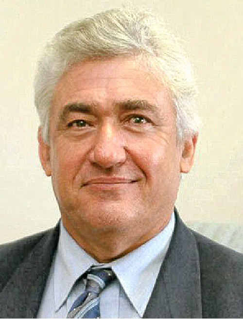 Ballina mayor Phillip Silver. Ballina mayor Phillip Silver.