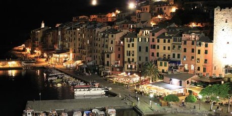 End a dreamy day with a dinner at a restaurant looking down on the beach or harbour. End a dreamy day with a dinner at a restaurant looking down on the beach or harbour.