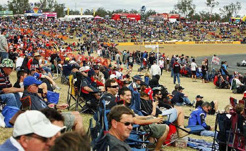 VANTAGE POINT: The crowd at the Coates Hire Ipswich 300 at Queensland Raceway on Saturday. VANTAGE POINT: The crowd at the Coates Hire Ipswich 300 at Queensland Raceway on Saturday.