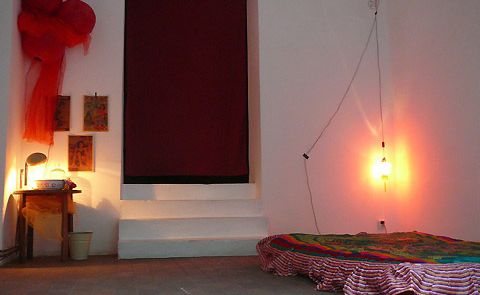Hotel Minimal: a pop-up one-room hotel Berlin. Hotel Minimal: a pop-up one-room hotel Berlin.