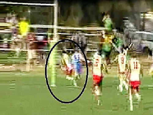 Dirawong try-machine Roy Bell touches down against the Ghosts for a try that was soon to be controversially disallowed.