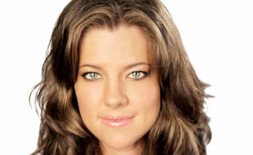 Country singer Amber Lawrence is visiting Emerald State High School today. Country singer Amber Lawrence is visiting Emerald State High School today.