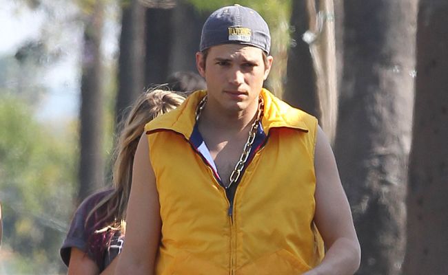Ashton Kutcher sets ratings record for 'Two and a Half Men' debut. Ashton Kutcher sets ratings record for 'Two and a Half Men' debut.
