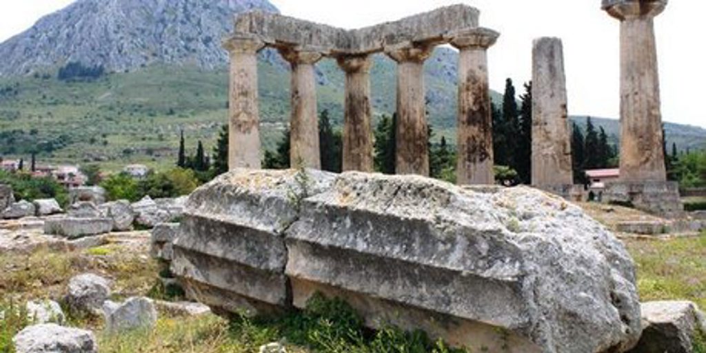 The Temple of Apollo's seven huge columns give a feel for just how magnificent it must have been in its heyday. The Temple of Apollo's seven huge columns give a feel for just how magnificent it must have been in its heyday.