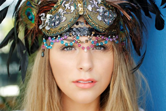 Owl Eyes has re-scheduled her Byron Bay show.