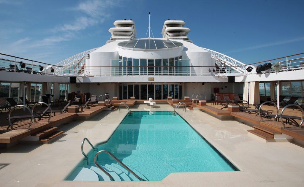 Seabourn Quest pool deck. Seabourn Quest pool deck.