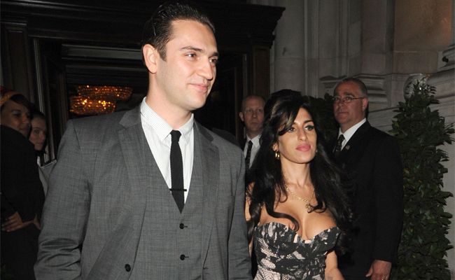Reg Traviss and Amy Winehouse Reg Traviss and Amy Winehouse
