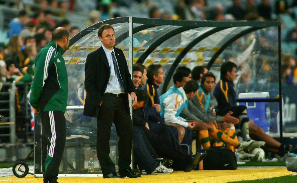 Socceroos coach Holger Osieck (centre). Socceroos coach Holger Osieck (centre).