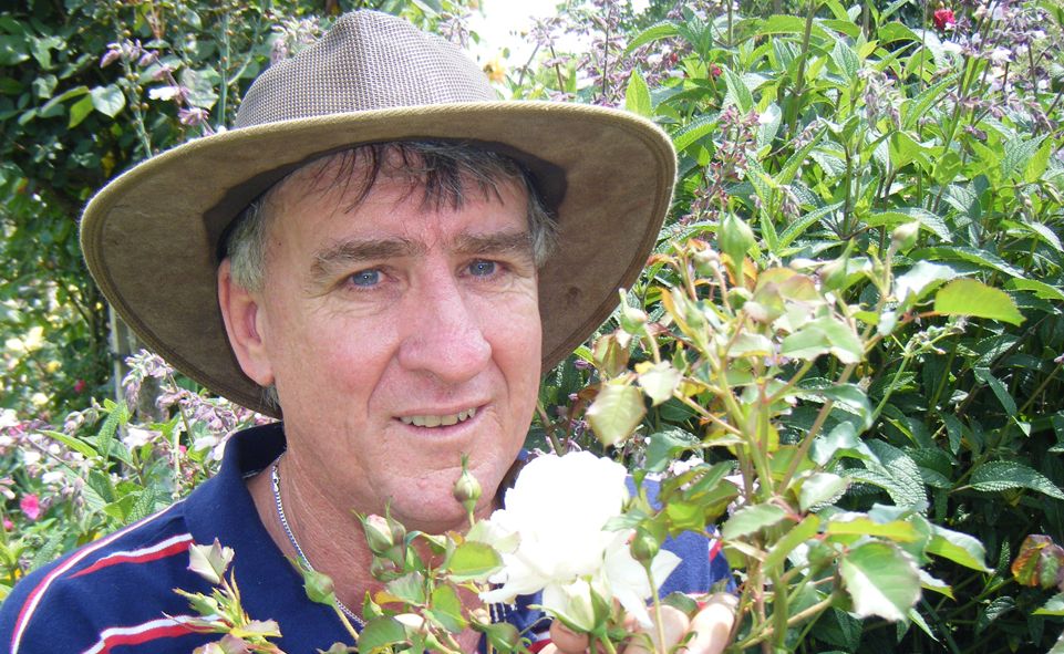 John Gray shows off the Brindabella Pink Bouquet. John Gray shows off the Brindabella Pink Bouquet.
