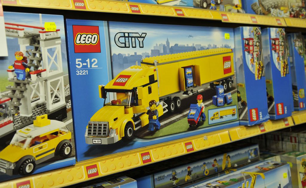 The research, carried out by the Permission Corp National Research Panel, found 53% of parents would turn to the internet to try to cut down their time spent searching for that special gift. The research, carried out by the Permission Corp National Research Panel, found 53% of parents would turn to the internet to try to cut down their time spent searching for that special gift.