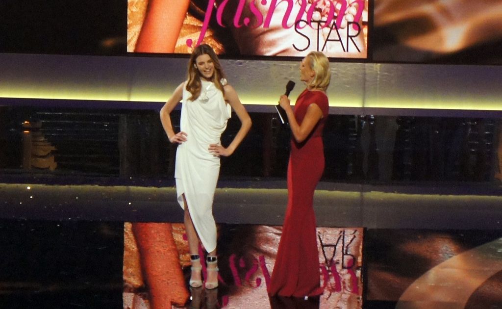 Montana Cox is crowned Australia's Next Top Model of 2011 at the Sydney Opera House. Montana Cox is crowned Australia's Next Top Model of 2011 at the Sydney Opera House.