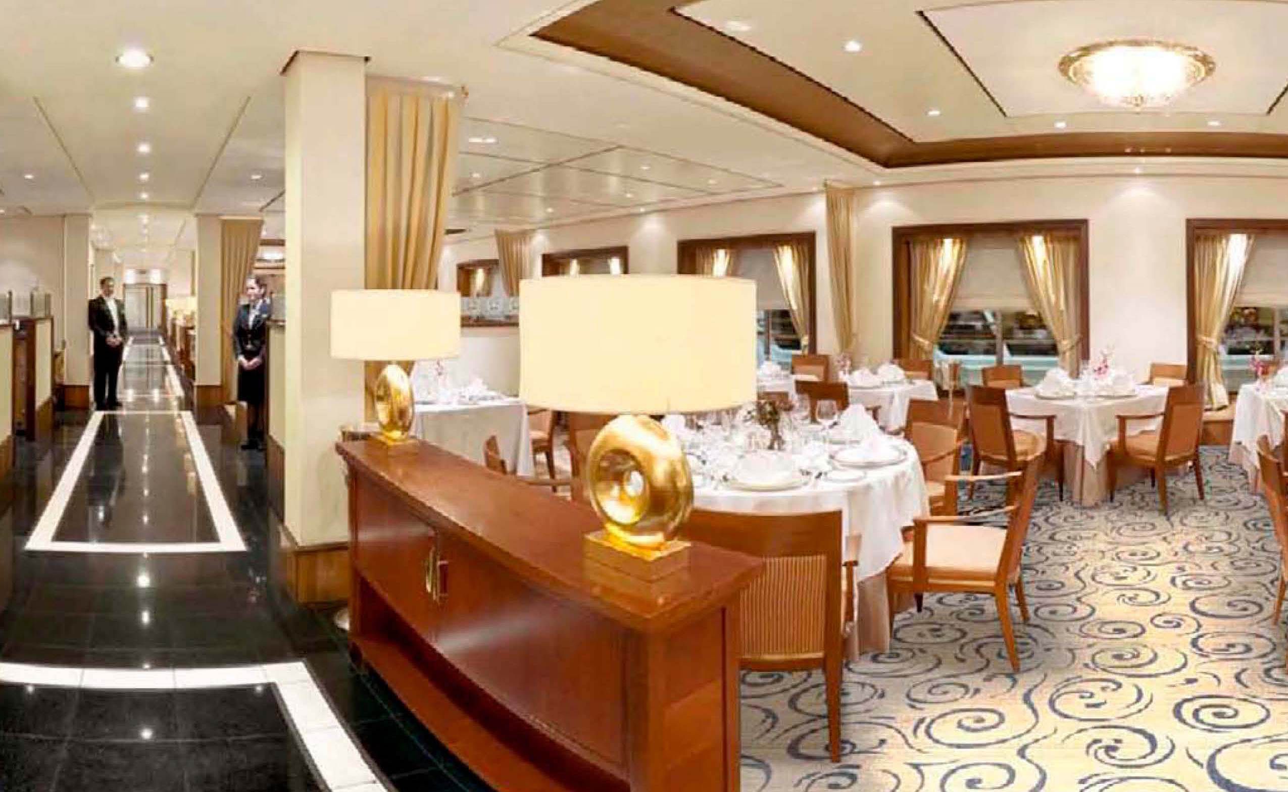 Queen Mary 2. Queen Mary 2.