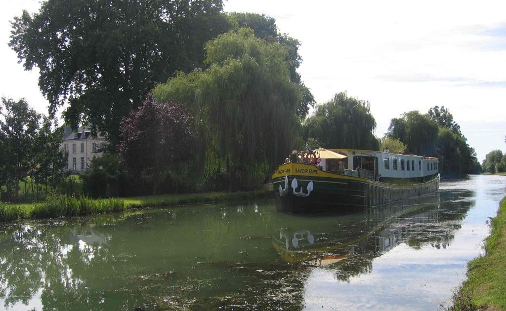Sailing through the French countryside, Savoir Faire. Sailing through the French countryside, Savoir Faire.