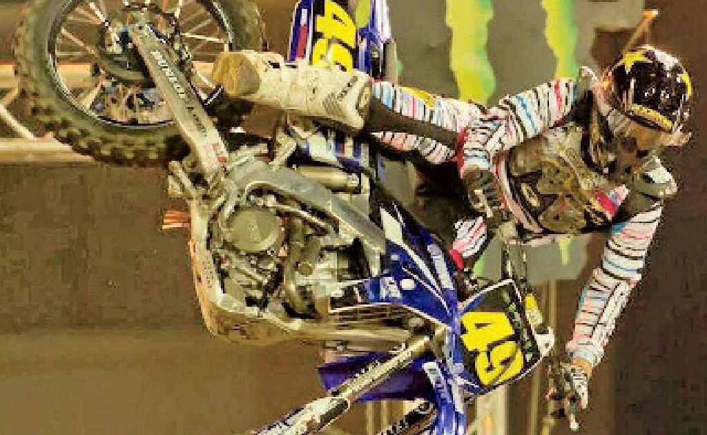 Joel Dinsdale flies high in 14-15 years division of the Super X at Campbelltown. Joel Dinsdale flies high in 14-15 years division of the Super X at Campbelltown.