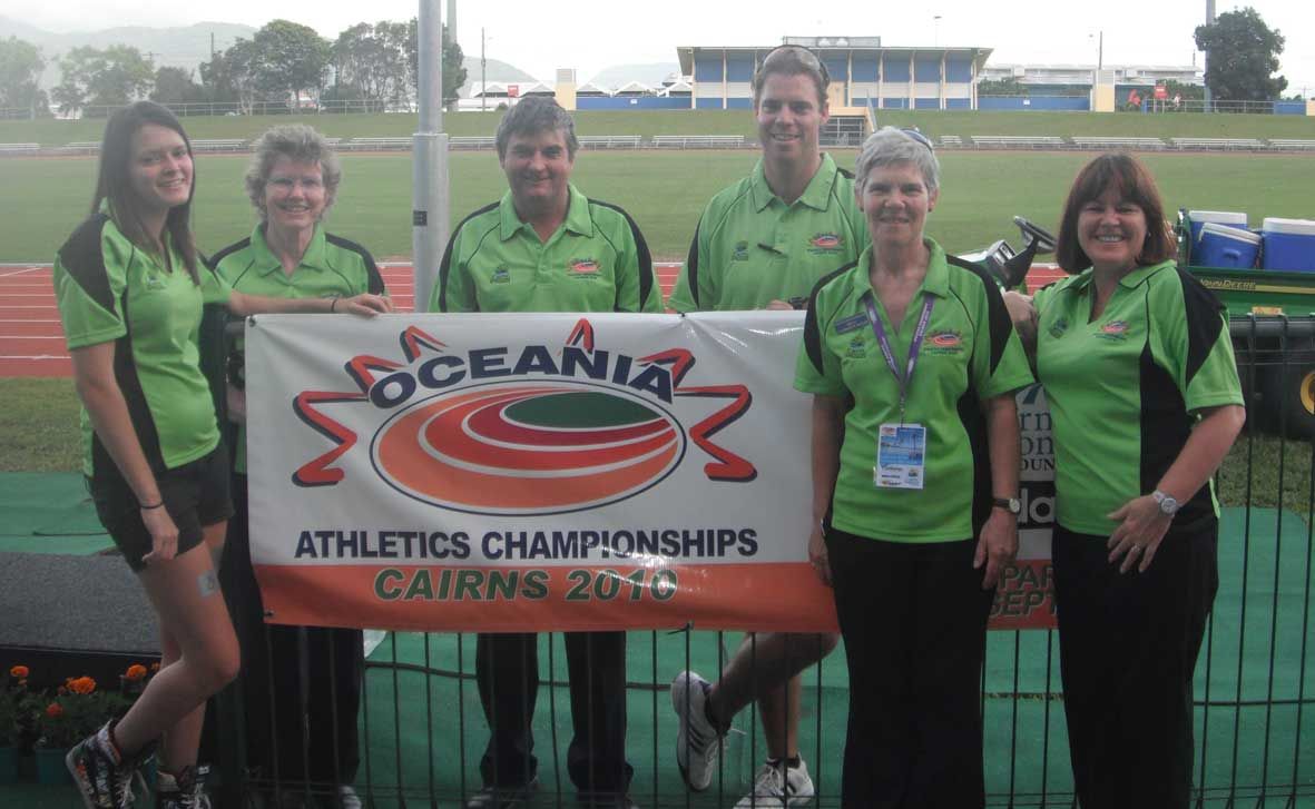 OUTSTANDING: Whitsunday Athletics Club members David Hinschen (third from left) and his wife Leanne Hinschen (far right) were awarded merit awards for their contributions to Athletics North Queensland. Pictured is their daughter Laura Hinschen, Welbourne, Andrew Welsh and Catherine Welsh. Photo Aimee Vinci / Whitsunday Times OUTSTANDING: Whitsunday Athletics Club members David Hinschen (third from left) and his wife Leanne Hinschen (far right) were awarded merit awards for their contributions to Athletics North Queensland. Pictured is their daughter Laura Hinschen, Welbourne, Andrew Welsh and Catherine Welsh. Photo Aimee Vinci / Whitsunday Times