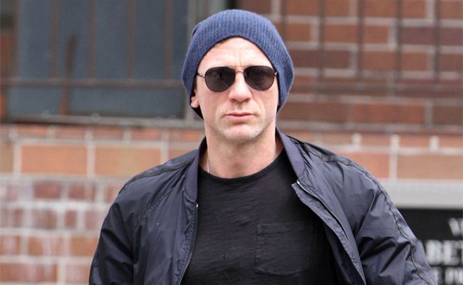 Daniel Craig. Daniel Craig.