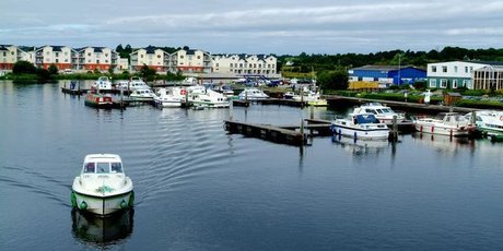 First-time canal boaters on the Shannon-Erne Waterway are told that the rudiments of negotiating locks is idiot-proof, and so it proved to be. First-time canal boaters on the Shannon-Erne Waterway are told that the rudiments of negotiating locks is idiot-proof, and so it proved to be.