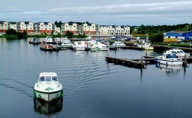 First-time canal boaters on the Shannon-Erne Waterway are told that the rudiments of negotiating locks is idiot-proof, and so it proved to be. First-time canal boaters on the Shannon-Erne Waterway are told that the rudiments of negotiating locks is idiot-proof, and so it proved to be.