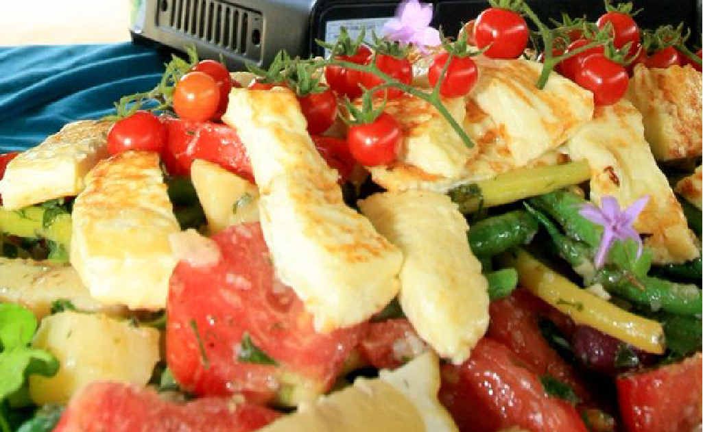 Give the kids a chance to cook up a storm for the whole family. Give the kids a chance to cook up a storm for the whole family.