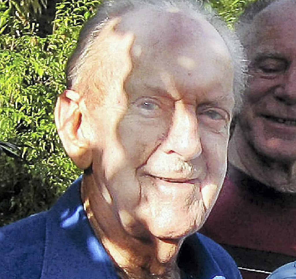 Tinbeerwah man Jack Farr Tinbeerwah man Jack Farr